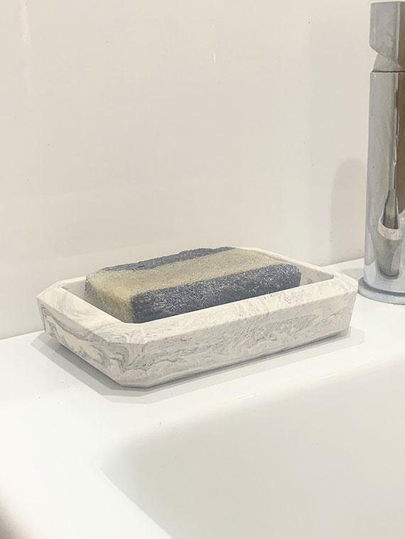 Jabonera marmoleada